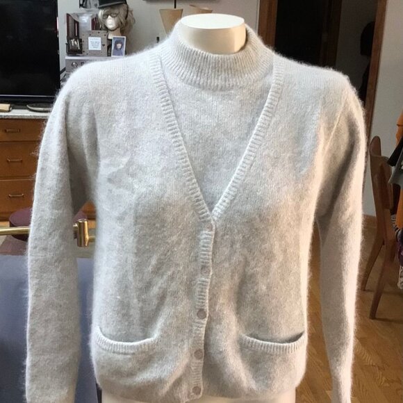 vintage fab sweaters-Small - Picture 2 of 4